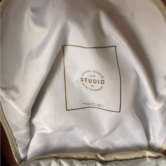 Little America Backpack - Picture 9 of 12